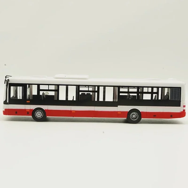 รถบัสจำลองพลาสติกย้อนยุค SOR-N - Party Games Bus บทวิจารณ์และราคา